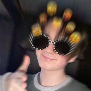 Meet your Posher, Evan